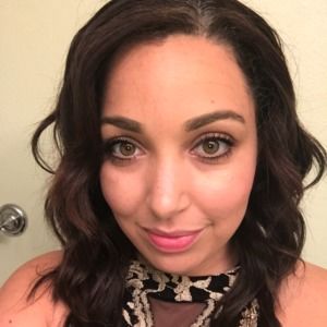 Meet your Posher, Desiree